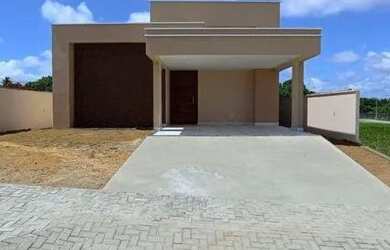 Imagem: A casa em condomínio possui 3 Dormitórios, 1 Banheiro, 2 Vagas