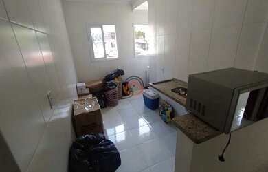 Imagem: O apartamento possui 2 Dormitórios, 1 Banheiro, 1 Vaga na garagem