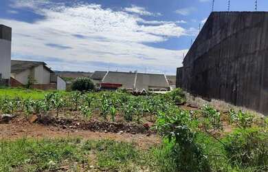 Imagem: O terreno possui 300m² de Área e está localizado em Anápolis