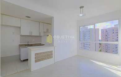 Imagem: O apartamento possui 2 Dormitórios, 1 Banheiro, 1 Vaga na garagem