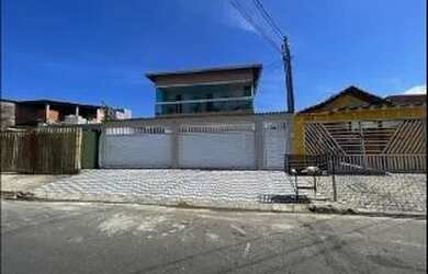 Imagem: A casa possui 2 Dormitórios, 1 Banheiro, 1 Vaga na garagem