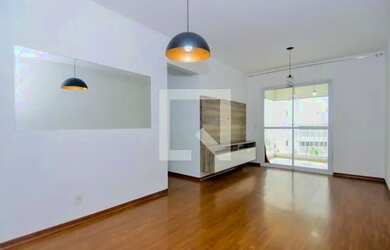 Imagem: O apartamento possui 3 Dormitórios, 1 Banheiro, 2 Vagas na