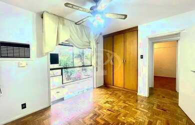 Imagem: O apartamento possui 3 Dormitórios, 3 Banheiros, 2 Vagas na