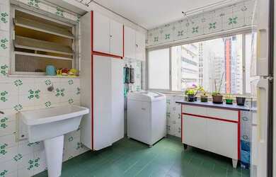 Imagem 14: Apartamento para venda em Higienopolis com 4 quartos, sendo 2 suítes...