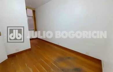 Imagem 10: POSTO 4 QUADRA DA PRAIA 150M2 SALÃO 2 AMBIENTES 3 QUARTOS ÁREA 2 DEPENDÊNCIAS...