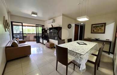 Imagem: O apartamento possui 3 Dormitórios, 2 Banheiros, 2 Vagas na