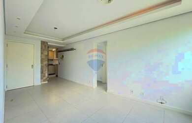 Imagem: O apartamento possui 3 Dormitórios, 1 Banheiro, 1 Vaga na garagem