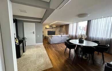 Imagem: O apartamento possui 3 Dormitórios, 3 Banheiros, 2 Vagas na