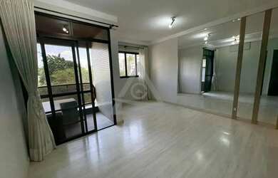 Imagem: O apartamento possui 2 Dormitórios, 2 Banheiros, 2 Vagas na