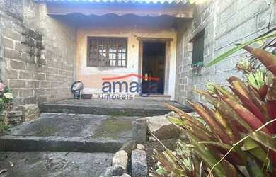 Imagem: A casa possui 1 Dormitório, 1 Banheiro, 2 Vagas na garagem