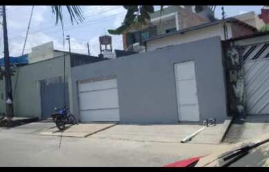 Imagem 6: Casa 3 quartos. Varanda, 200m² de Área, 2 Vagas na garageme3 Dormitórios