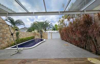 Imagem: O apartamento possui 4 Dormitórios, 5 Banheiros, 3 Vagas na