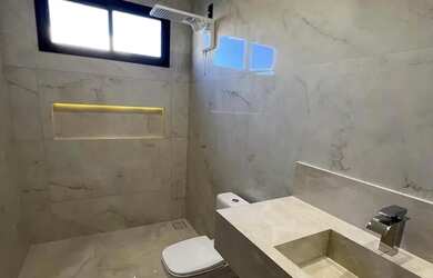 Imagem 5: Sobrado no mirante do lago