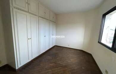 Imagem 10: Apartamento com 3 quartos, suíte com closet e banheira em condomínio...