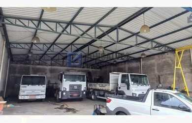 Imagem: O depósito possui 5 Vagas na garagem e 577m² de Área e está