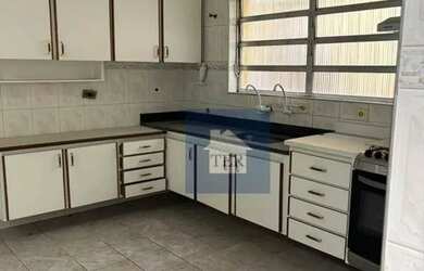 Imagem: A casa possui 3 Dormitórios, 4 Banheiros, 4 Vagas na garagem