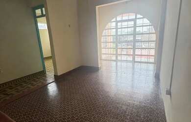 Imagem: /Casa com 2 Qrts próxima ao Hospital Santa Júlia