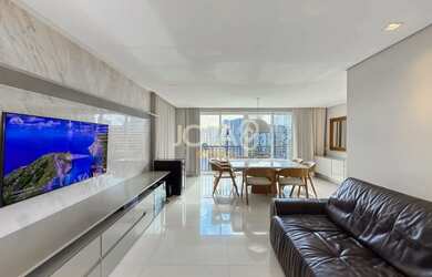 Imagem: O apartamento possui 3 Dormitórios, 3 Banheiros, 2 Vagas na