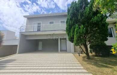 Imagem: A casa em condomínio possui 5 Dormitórios, 5 Banheiros, 4