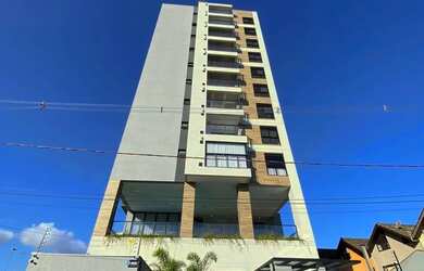 Imagem: A casa possui 2 Dormitórios, 3 Banheiros, 2 Vagas na garagem