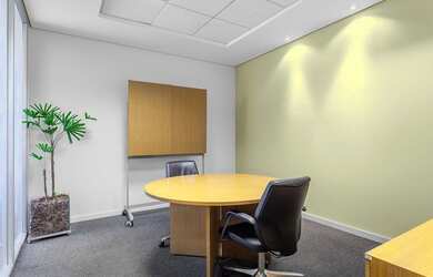 Imagem: O depósito possui 10m² de Área e está localizado em Vila