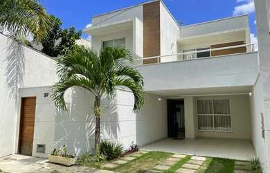 Imagem: A casa em condomínio possui 3 Dormitórios, 4 Banheiros, 2