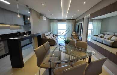 Imagem: O apartamento possui 3 Dormitórios, 2 Banheiros, 2 Vagas na