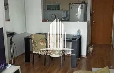 Imagem: O apartamento possui 3 Dormitórios, 1 Banheiro, 1 Vaga na garagem