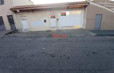 Imagem: A casa em condomínio possui 2 Dormitórios, 2 Banheiros, 1