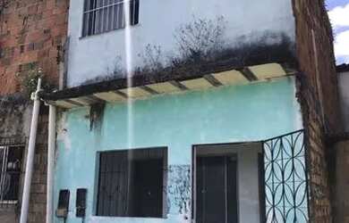 Imagem: A casa possui 2 Dormitórios e 2 Banheiros e está localizado