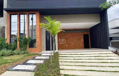 Imagem: A casa em condomínio possui 3 Dormitórios, 4 Banheiros, 4