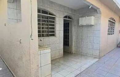 Imagem 2: Alugo. Varanda, 220m² de Área, 2 Vagas na garageme3 Dormitórios