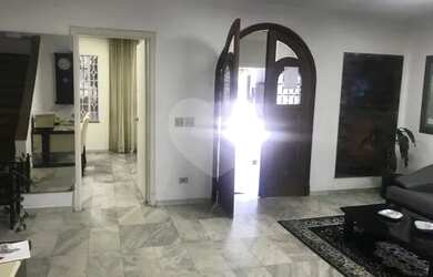 Imagem 15: Jardim América. 800m² de Área, 5 Vagas na garageme1 Dormitório