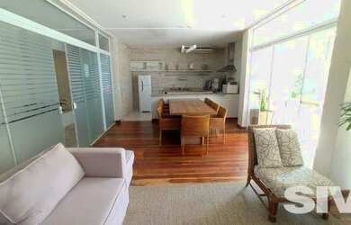 Imagem: O apartamento possui 3 Dormitórios, 1 Banheiro, 2 Vagas na