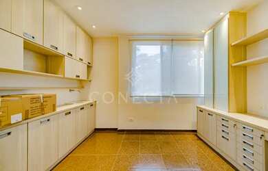 Imagem 9: Alphaville 04 Casa com 4 dormitórios