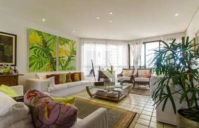 Imagem: O apartamento possui 4 Dormitórios, 3 Banheiros, 3 Vagas na