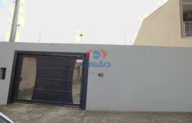 Imagem: A casa possui 2 Dormitórios, 1 Banheiro, 4 Vagas na garagem