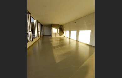 Imagem 10: Salão comercial de esquina, em avenida de grande fluxo, para locação...