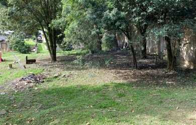 Imagem: O terreno possui 301m² de Área e está localizado em Gramado