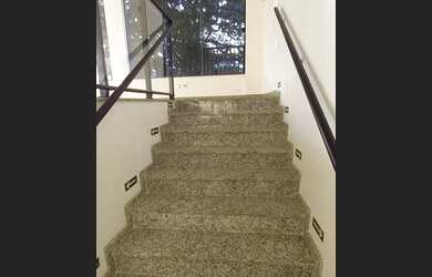 Imagem 9: Salão comercial de esquina, em avenida de grande fluxo, para locação...