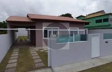 Imagem: A casa possui 2 Dormitórios, 2 Banheiros, 5 Vagas na garagem