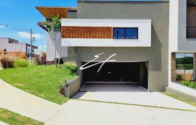 Imagem: A casa em condomínio possui 3 Dormitórios, 4 Banheiros, 4