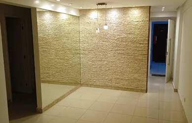 Imagem: O apartamento possui 3 Dormitórios, 2 Banheiros, 1 Vaga na