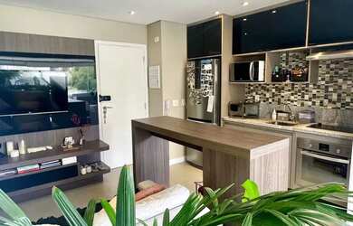 Imagem: O apartamento possui 1 Dormitório, 1 Banheiro, 1 Vaga na garagem