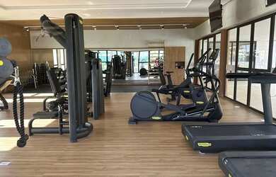 Imagem 13: Casa de condomínio para venda tem 537 metros quadrados com 7 quartos...