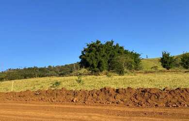 Imagem: O terreno possui 500m² de Área e está localizado em Centro