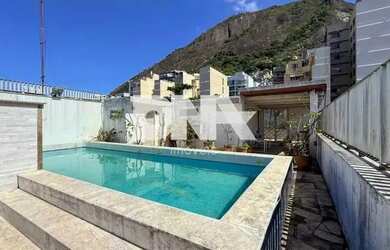 Imagem: O apartamento na cobertura possui 3 Dormitórios, 5 Banheiros