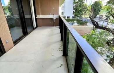 Imagem: O apartamento possui 4 Dormitórios, 4 Banheiros, 3 Vagas na