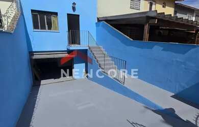 Imagem: A casa possui 3 Dormitórios, 4 Banheiros, 4 Vagas na garagem