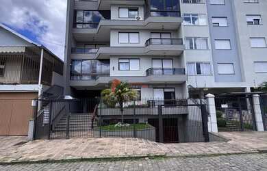 Imagem: O apartamento possui 3 Dormitórios, 1 Banheiro, 1 Vaga na garagem